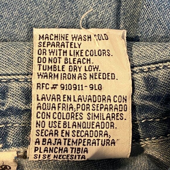 Bobbie Brooks Chambray Embroidered Button Down Shirt 18W/20W #192L - Picture 7 of 7